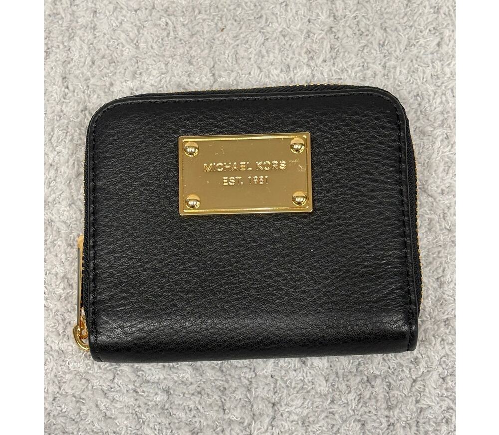 Michael Kors Black Leather 3/4 Zip Small Wallet #80289